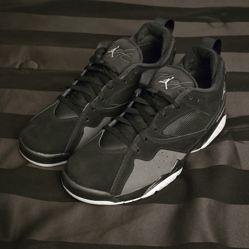 Jordan MVP 92 Black/Wolf Gray W/o Box $100 OBO